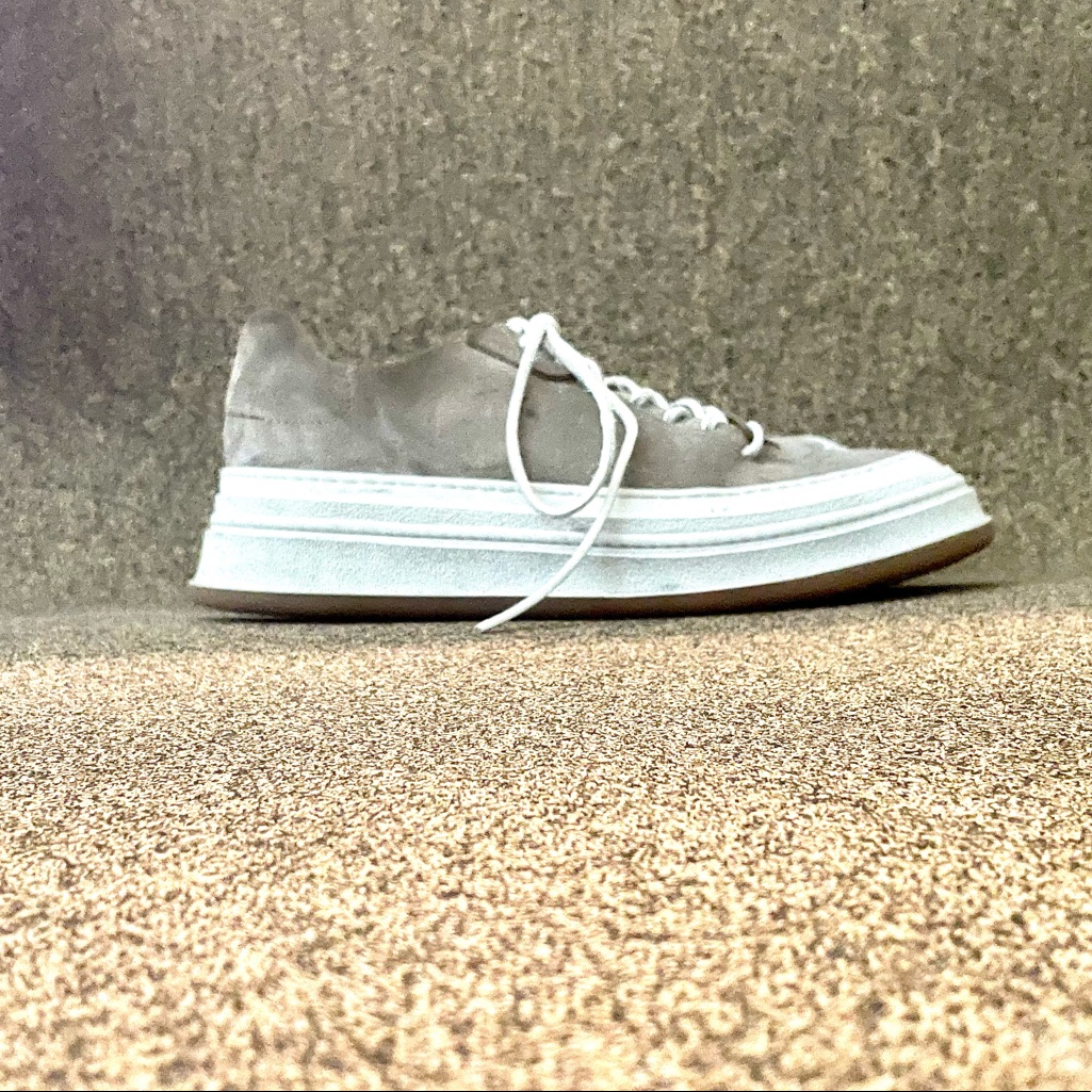 Circolo Sneakers In Taupe Gray